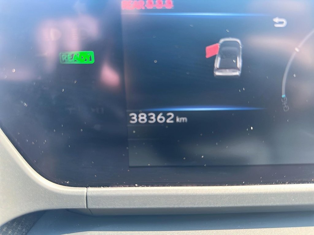 2023 Toyota BZ4X XLE AWD in Stratford, Ontario - 12 - w1024h768px