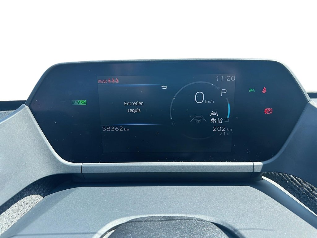 2023 Toyota BZ4X XLE AWD in Stratford, Ontario - 13 - w1024h768px