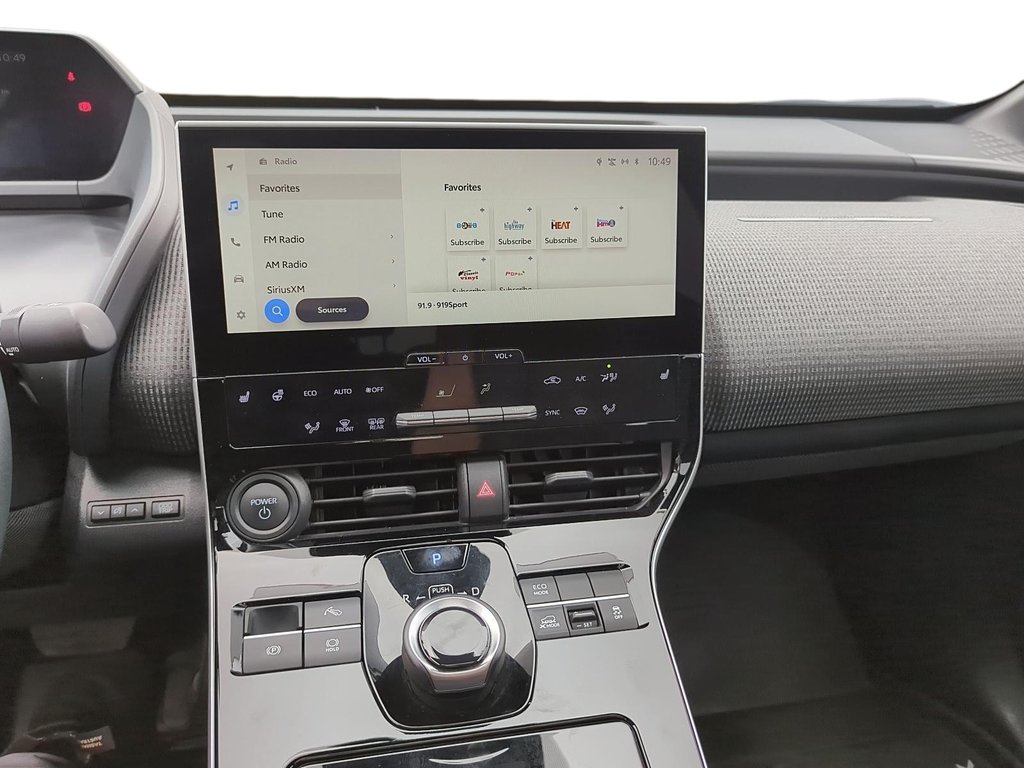 2023 Toyota BZ4X XLE AWD in Stratford, Ontario - 14 - w1024h768px