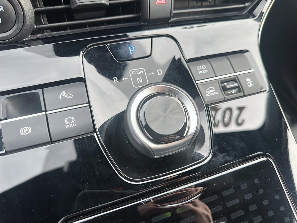 2023 Toyota bZ4X XLE AWD in Stratford, Ontario - 14 - w1024h768px