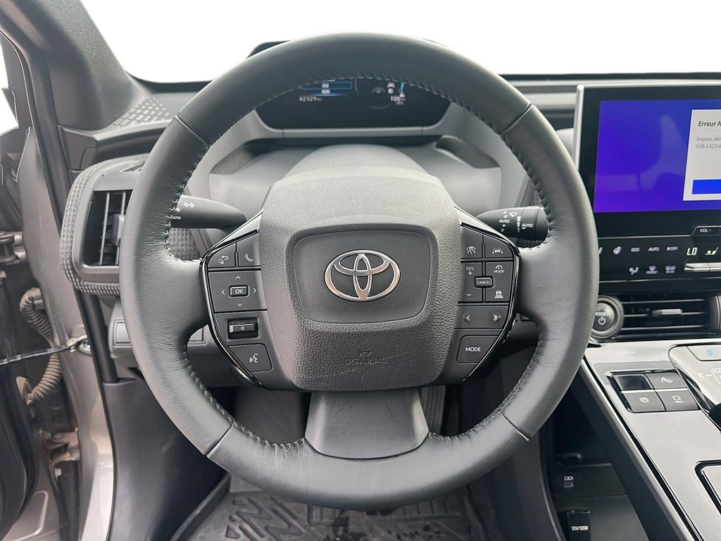 2023 Toyota BZ4X XLE AWD in Stratford, Ontario - 11 - w1024h768px