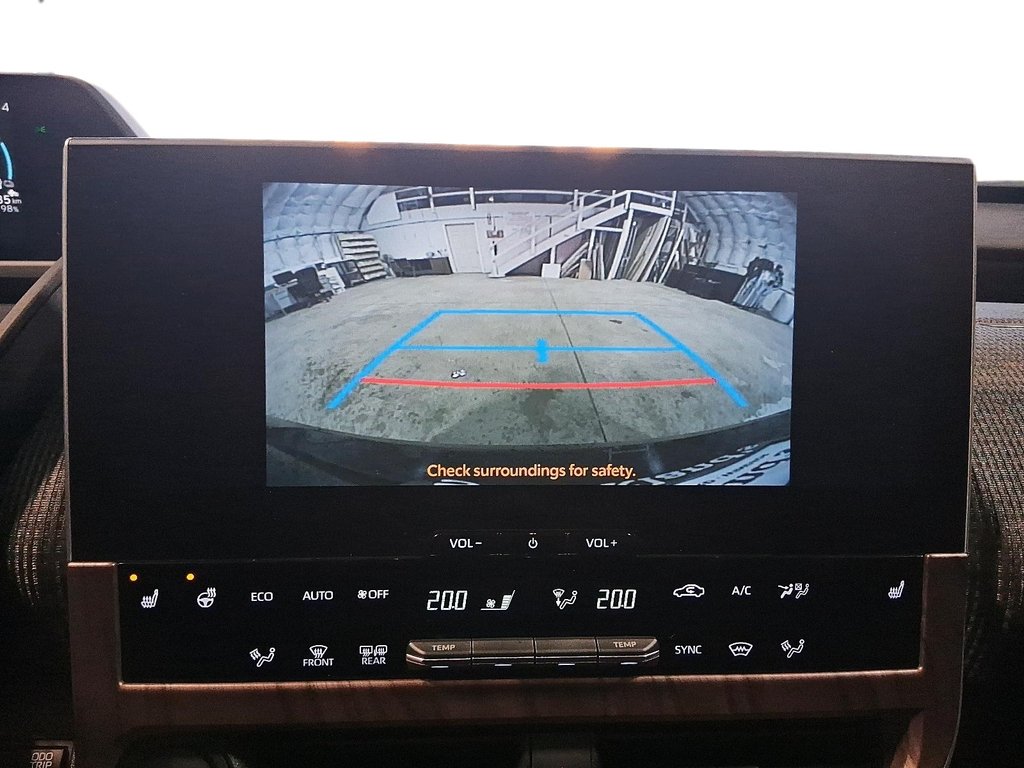 2023 Toyota BZ4X XLE AWD in Stratford, Ontario - 18 - w1024h768px
