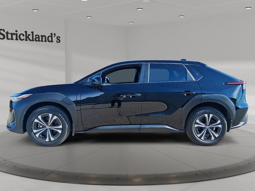 2023 Toyota bZ4X L in Stratford, Ontario - 5 - w1024h768px