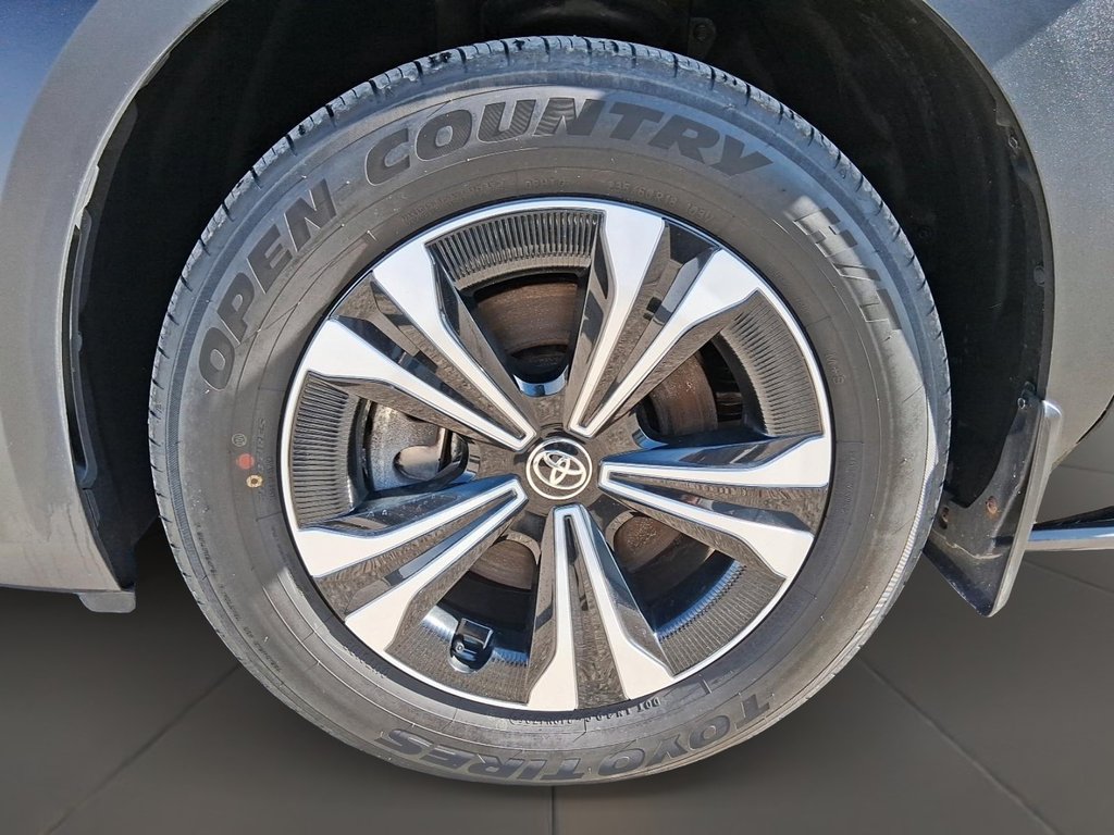 2023 Toyota bZ4X L in Stratford, Ontario - 7 - w1024h768px