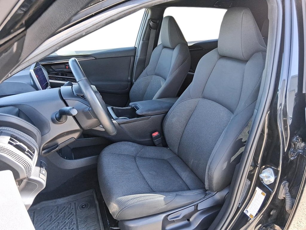 2023 Toyota bZ4X L in Stratford, Ontario - 8 - w1024h768px