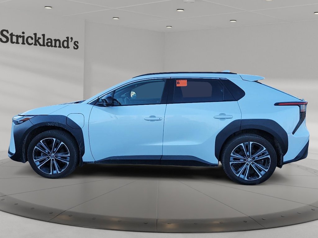 2023 Toyota bZ4X XLE AWD in Stratford, Ontario - 5 - w1024h768px