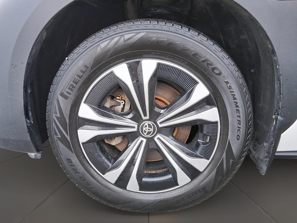 2023 Toyota bZ4X XLE AWD in Stratford, Ontario - 7 - w1024h768px