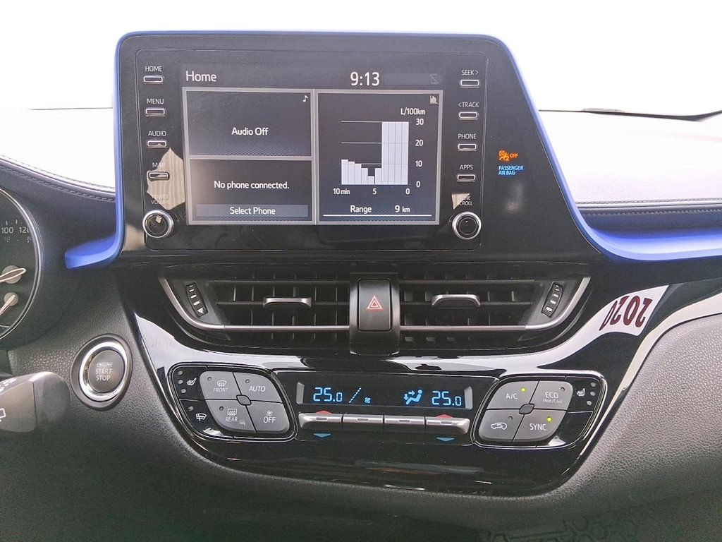 2020 Toyota C-HR LE in Stratford, Ontario - 16 - w1024h768px