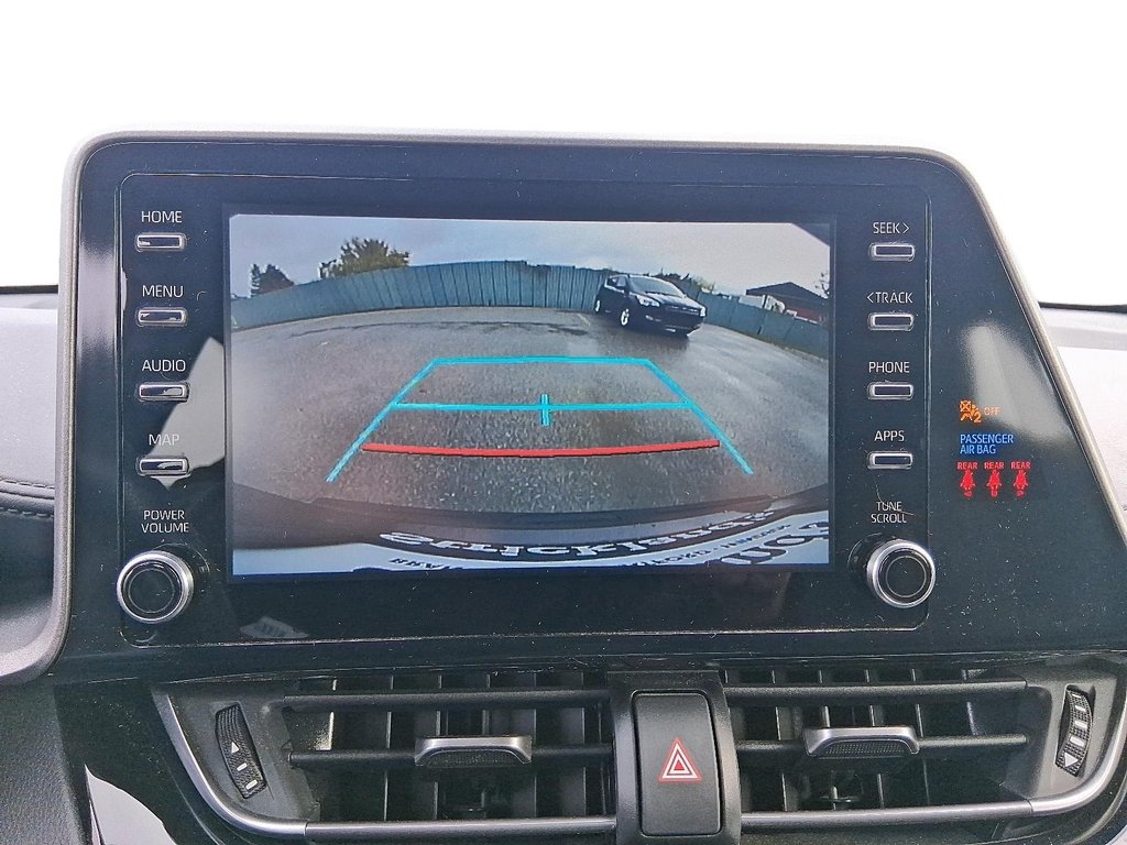 2021 Toyota C-HR LE in Stratford, Ontario - 17 - w1024h768px