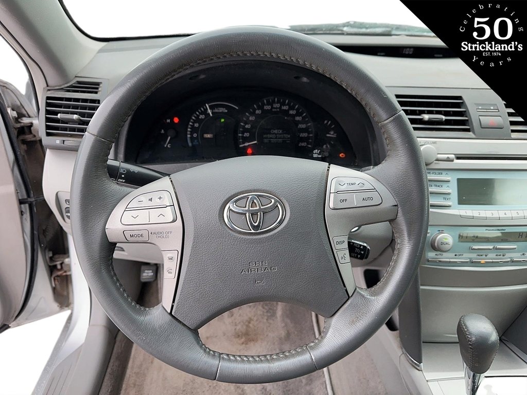 2008  Camry Hybrid 4-door Sedan in Stratford, Ontario - 10 - w1024h768px