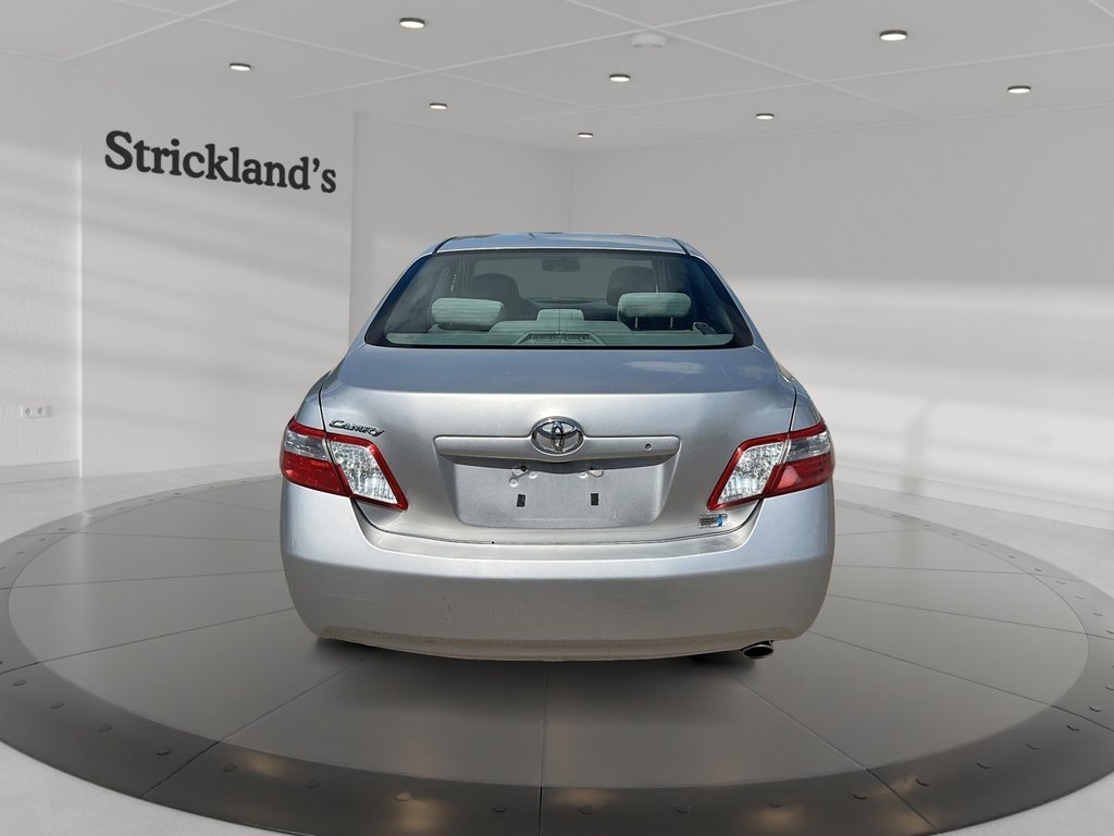 2009 Toyota Camry Hybrid 4-door Sedan in Stratford, Ontario - 3 - w1024h768px