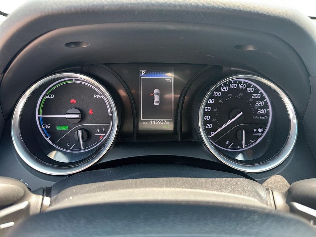 2018 Toyota Camry Hybrid SE CVT in Stratford, Ontario - 13 - w1024h768px