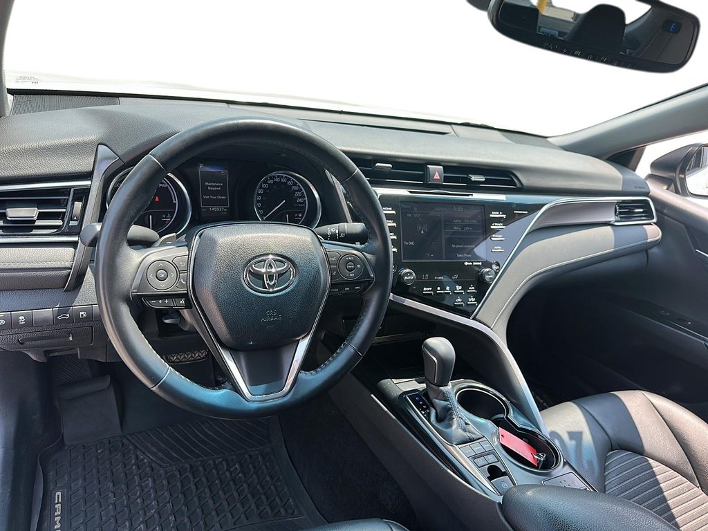 2018 Toyota Camry Hybrid SE CVT in Stratford, Ontario - 9 - w1024h768px