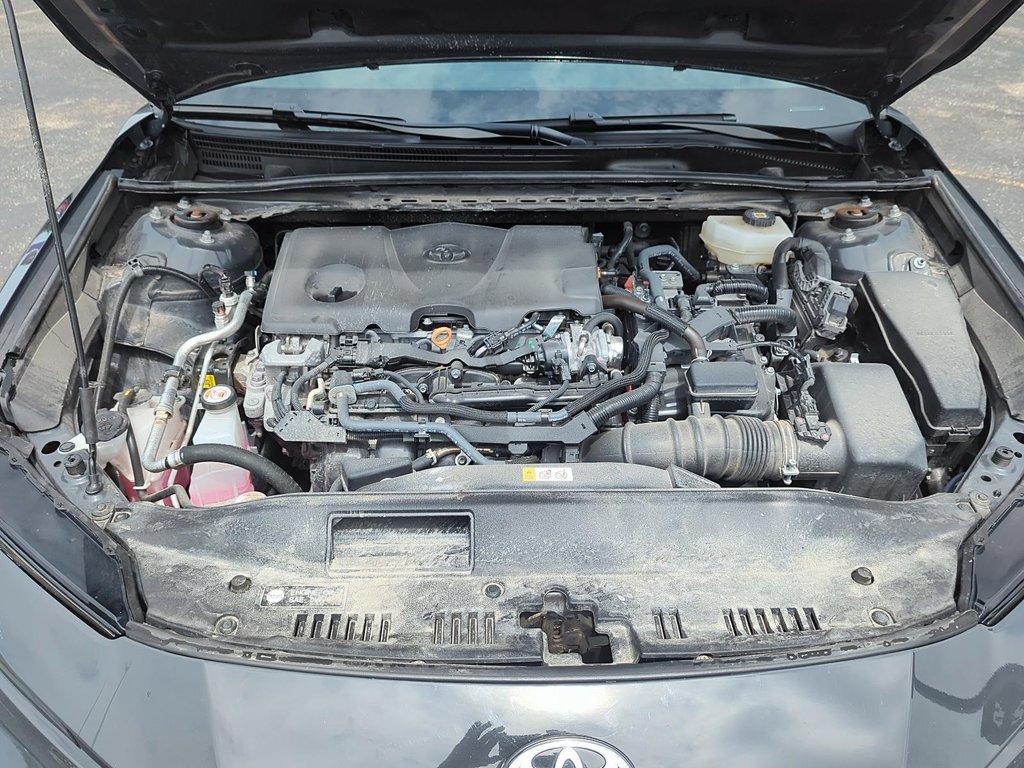 2025 Toyota Camry Hybrid SE FWD in Stratford, Ontario - 8 - w1024h768px
