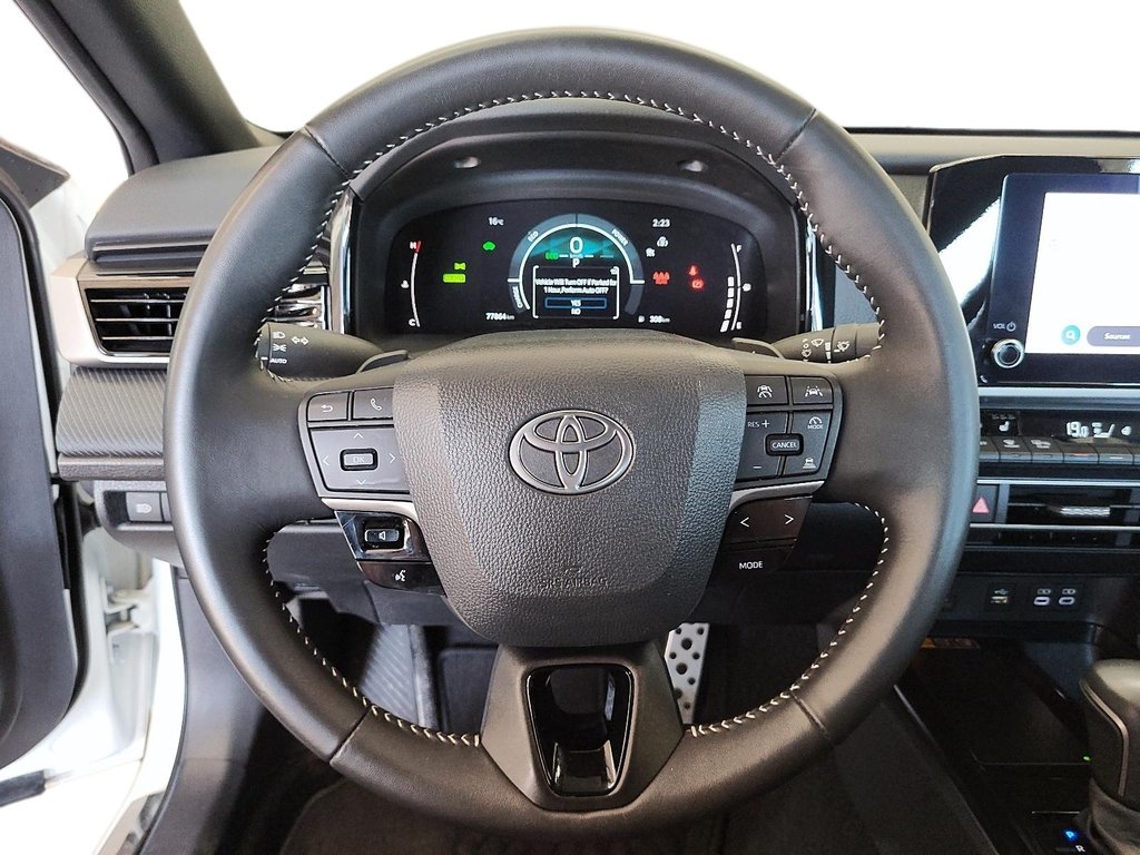 2025 Toyota Camry Hybrid SE FWD in Stratford, Ontario - 11 - w1024h768px