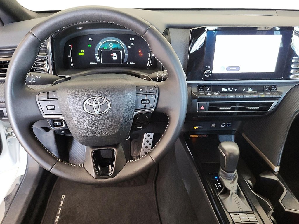 2025 Toyota Camry Hybrid SE FWD in Stratford, Ontario - 13 - w1024h768px