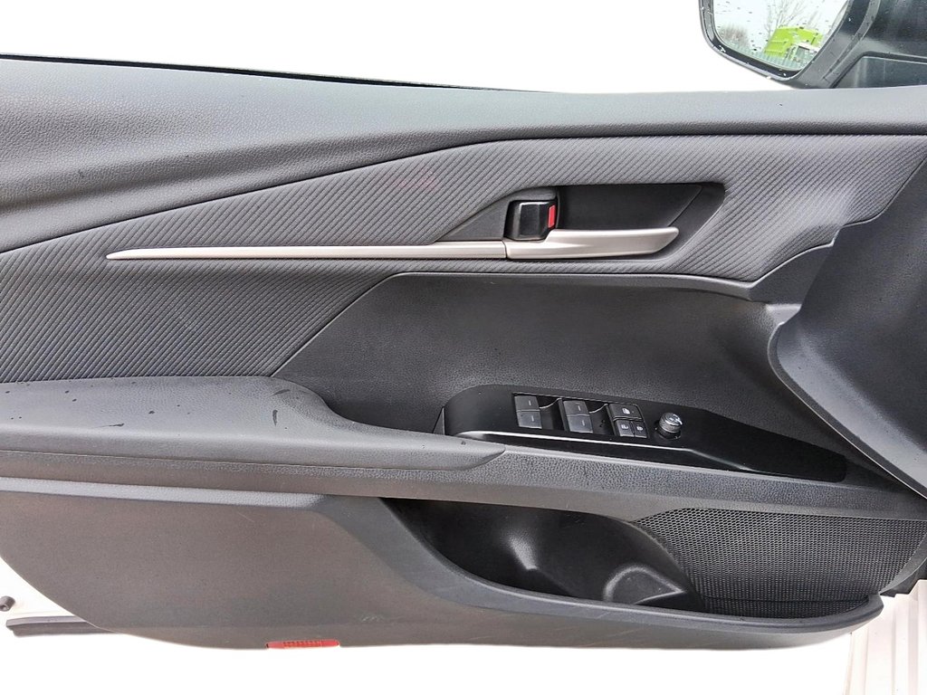 2025 Toyota Camry Hybrid SE FWD in Stratford, Ontario - 11 - w1024h768px