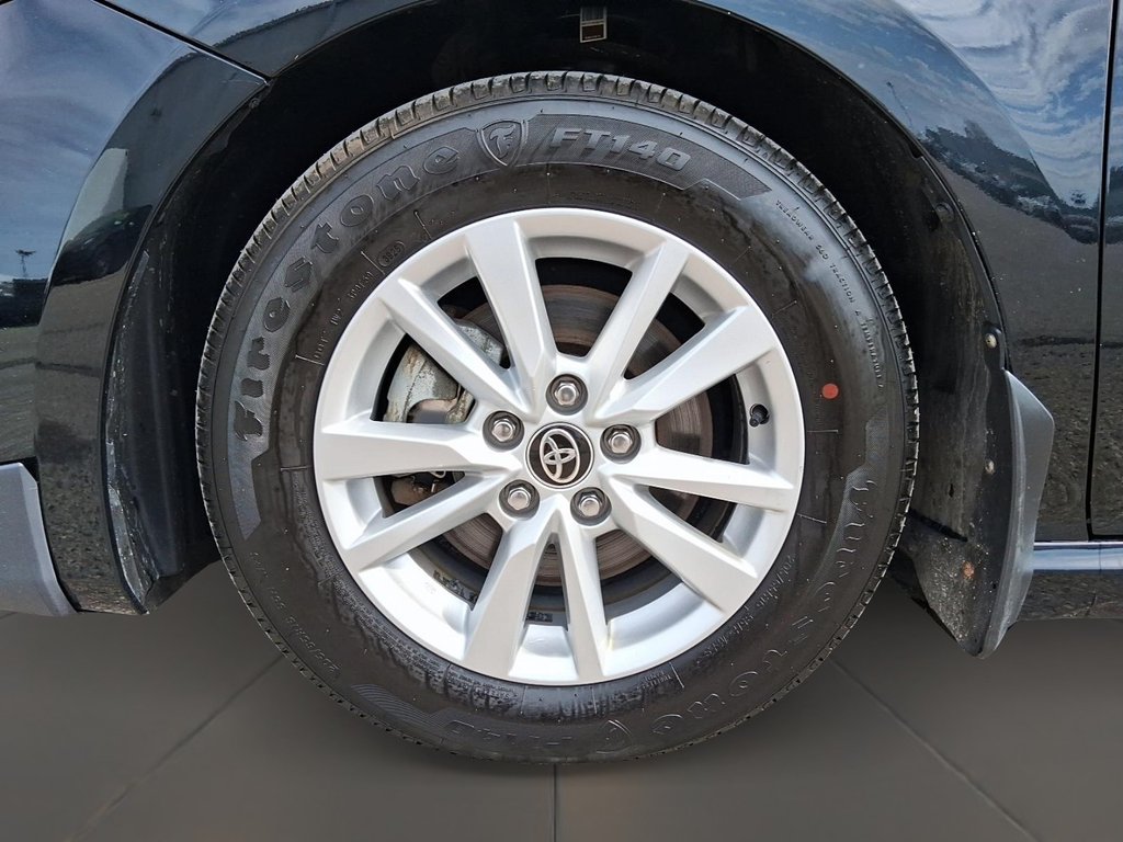 2025 Toyota Camry Hybrid SE FWD in Stratford, Ontario - 7 - w1024h768px