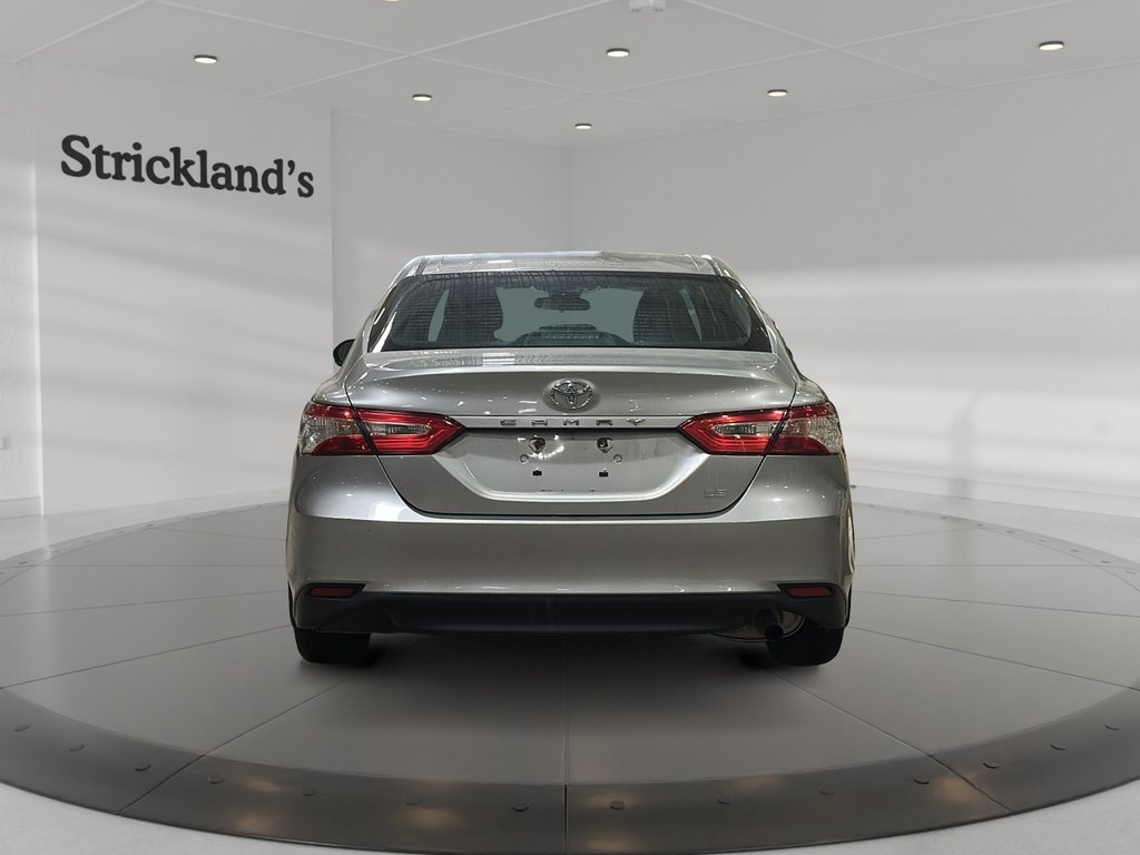 2019 Toyota Camry 4-Door Sedan LE 8A in Stratford, Ontario - 3 - w1024h768px