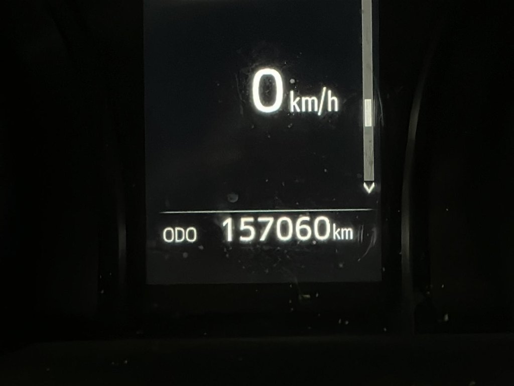 2019 Toyota Camry 4-Door Sedan LE 8A in Stratford, Ontario - 11 - w1024h768px