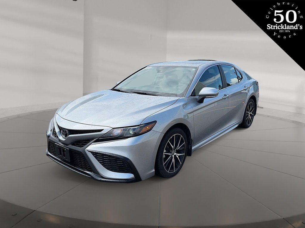 2023  Camry SE in Stratford, Ontario - 1 - w1024h768px