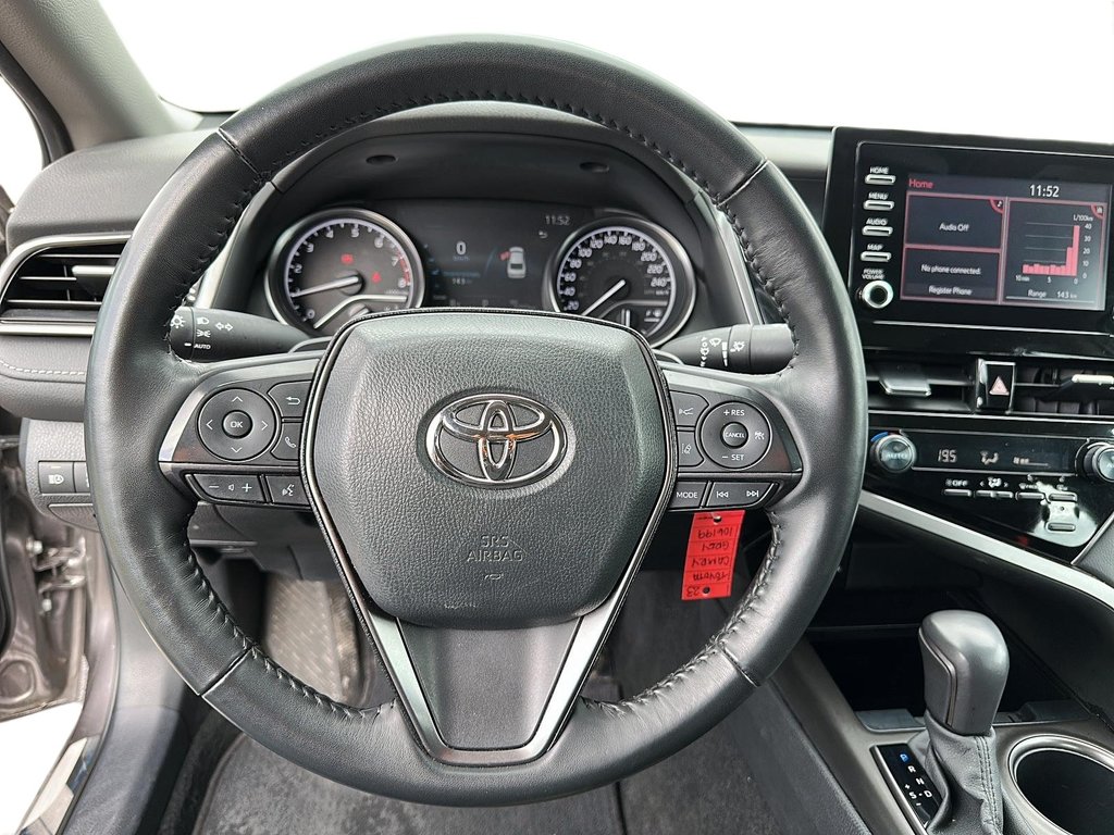 2023 Toyota Camry SE AWD in Stratford, Ontario - 11 - w1024h768px