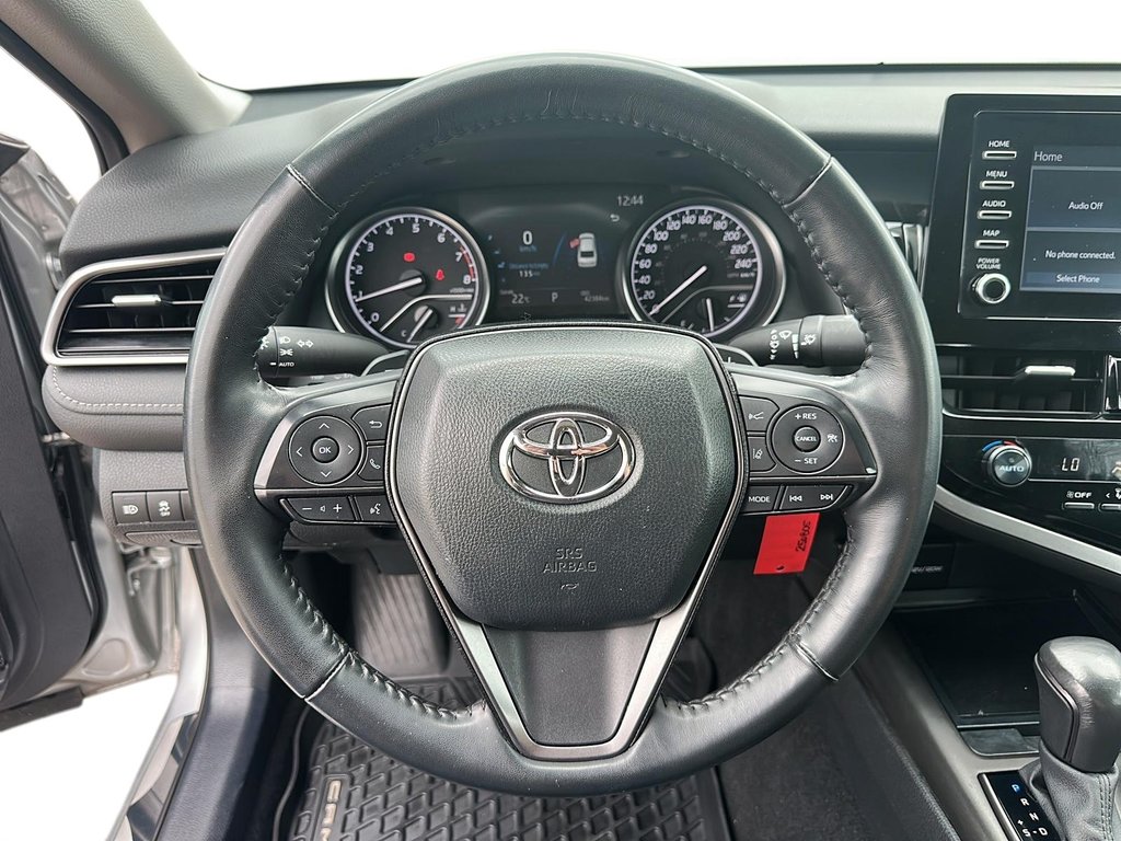 2024 Toyota Camry SE AWD in Stratford, Ontario - 11 - w1024h768px