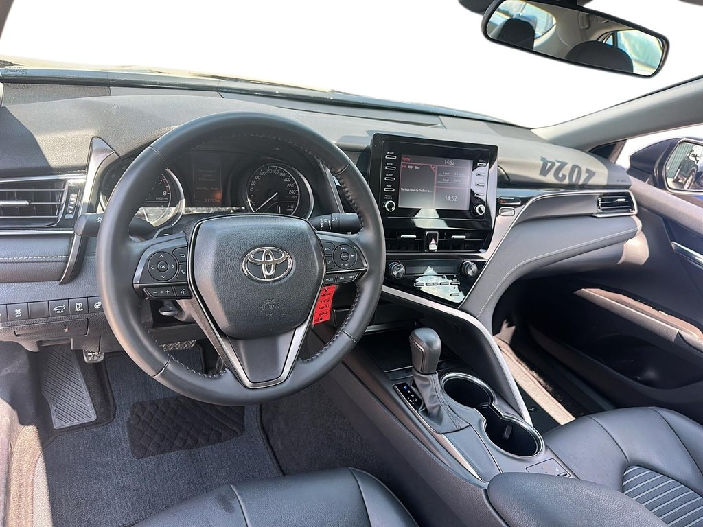 2024 Toyota Camry SE in Stratford, Ontario - 9 - w1024h768px