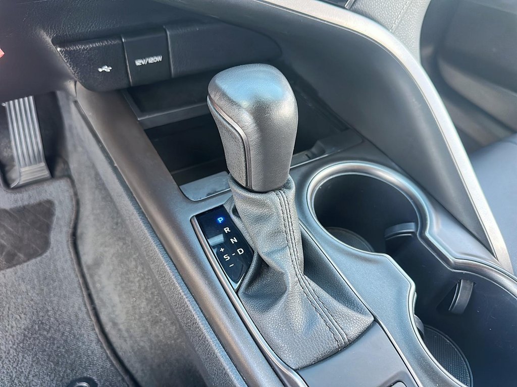 2024 Toyota Camry SE AWD in Stratford, Ontario - 14 - w1024h768px