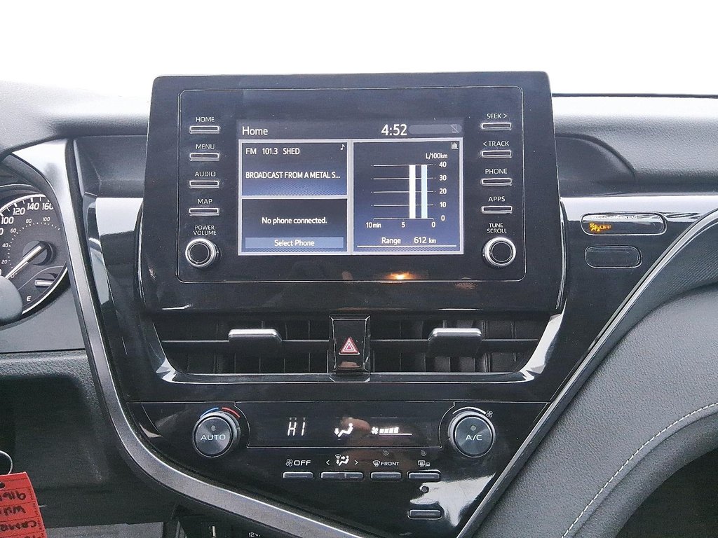 2024 Toyota Camry SE in Stratford, Ontario - 15 - w1024h768px