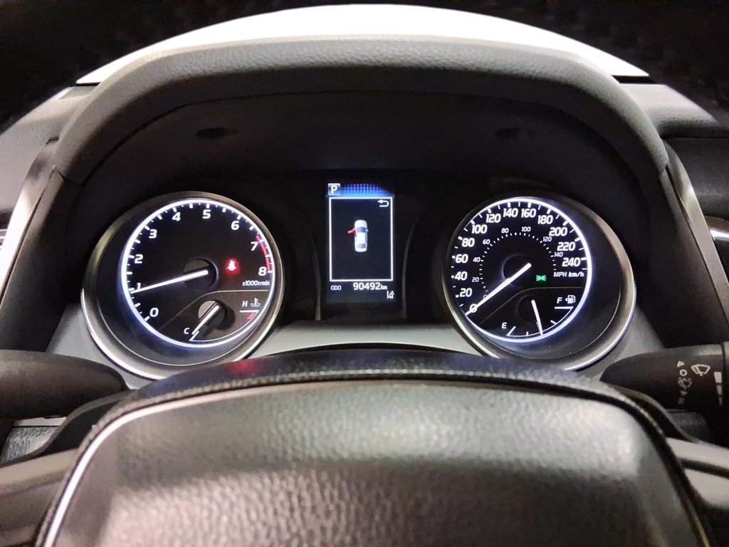 2024 Toyota Camry SE in Stratford, Ontario - 14 - w1024h768px