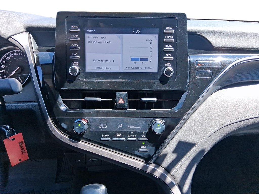 2024 Toyota Camry SE in Stratford, Ontario - 15 - w1024h768px