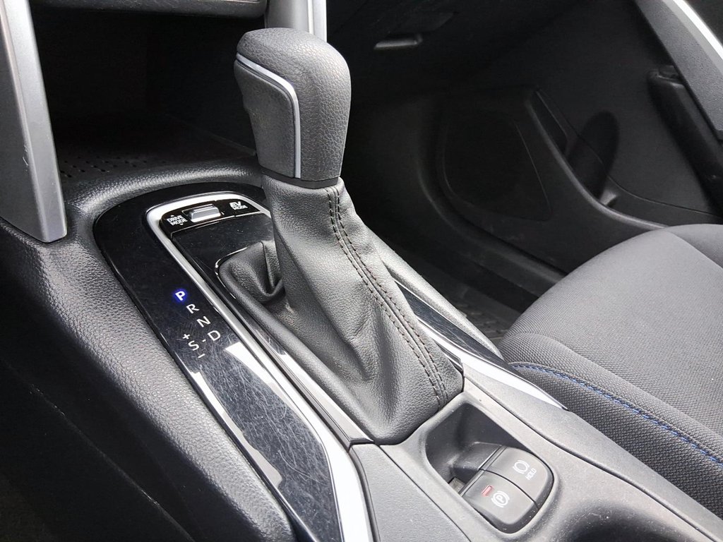 2023 Toyota Corolla Cross Hybrid SE AWD in Stratford, Ontario - 16 - w1024h768px