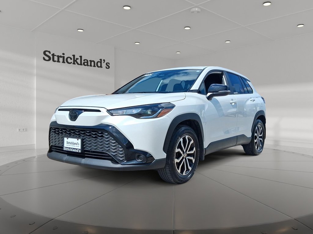 2025 Toyota Corolla Cross Hybrid SE AWD in Stratford, Ontario - 1 - w1024h768px