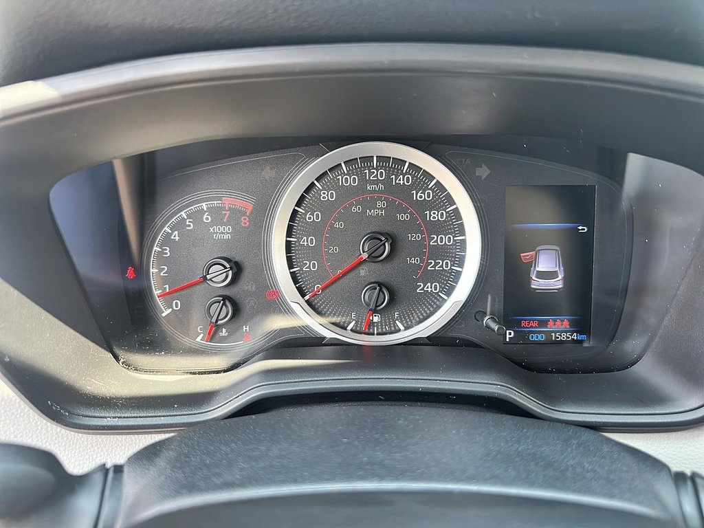 2022 Toyota COROLLA CROSS L AWD in Stratford, Ontario - 13 - w1024h768px