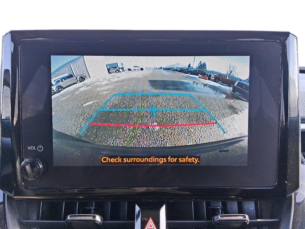 2023 Toyota Corolla Cross LE AWD in Stratford, Ontario - 17 - w1024h768px