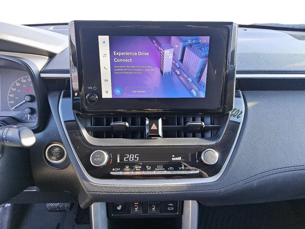 2023 Toyota Corolla Cross LE AWD in Stratford, Ontario - 15 - w1024h768px