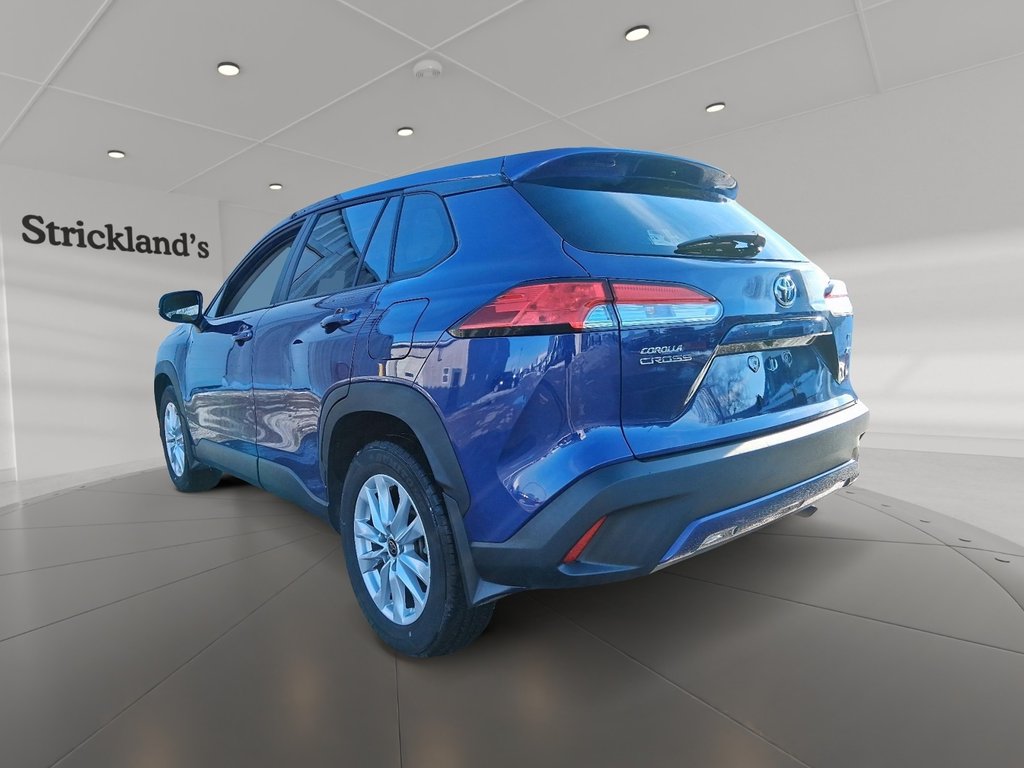 2023 Toyota Corolla Cross LE AWD in Stratford, Ontario - 4 - w1024h768px