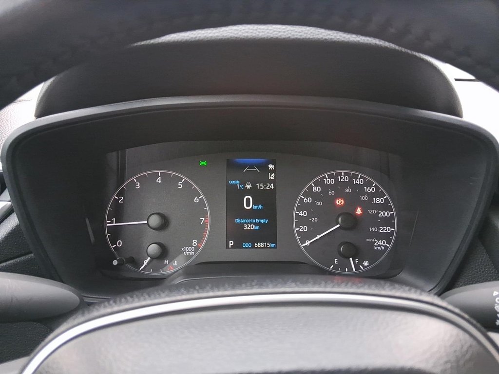 2024 Toyota Corolla Cross LE AWD in Stratford, Ontario - 14 - w1024h768px