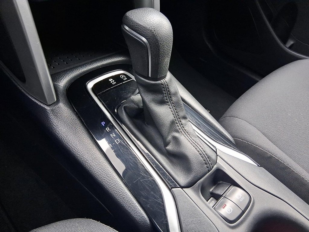 2024 Toyota Corolla Cross LE AWD in Stratford, Ontario - 16 - w1024h768px