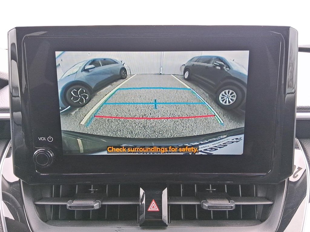 2024 Toyota Corolla Cross LE AWD in Stratford, Ontario - 17 - w1024h768px