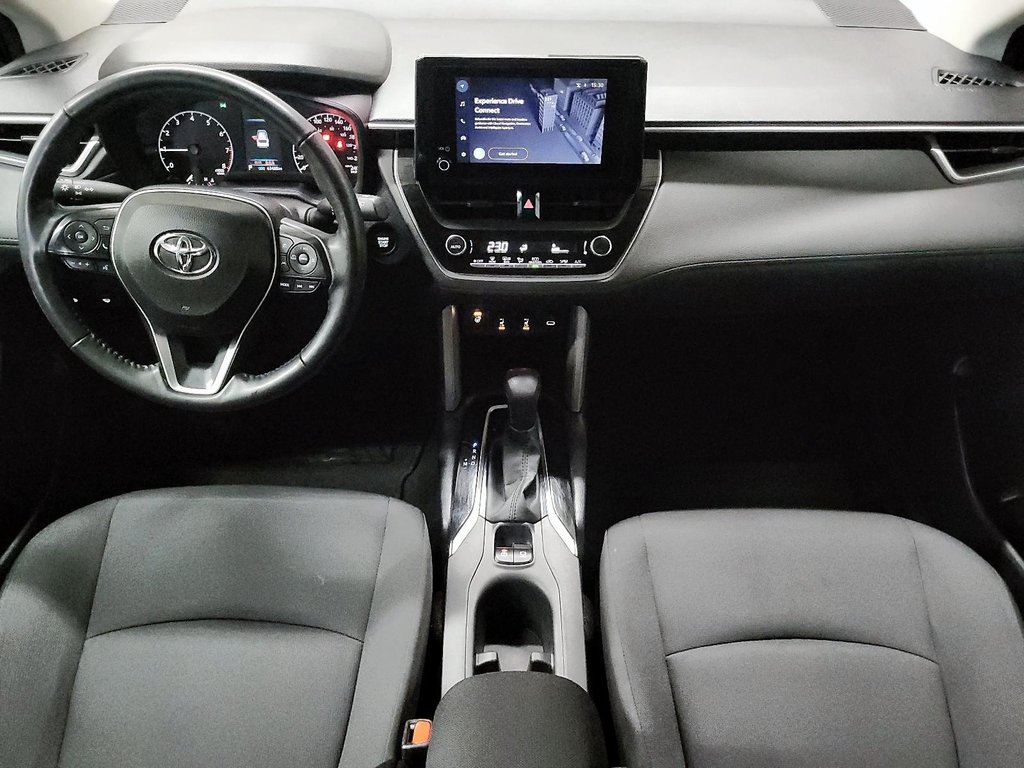 2024 Toyota Corolla Cross LE AWD in Stratford, Ontario - 9 - w1024h768px