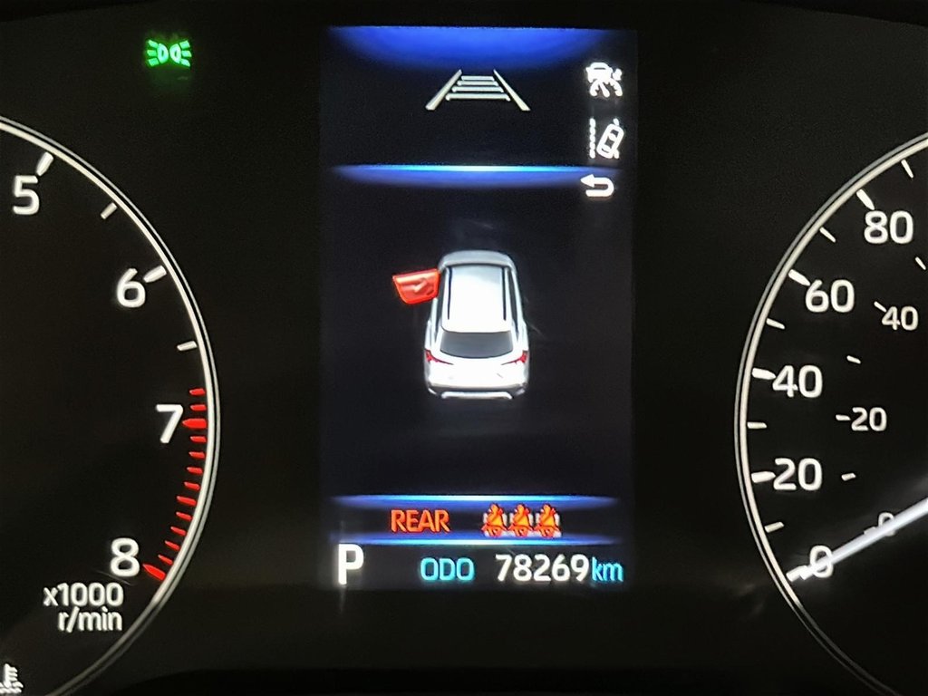 2024 Toyota Corolla Cross LE AWD in Stratford, Ontario - 12 - w1024h768px