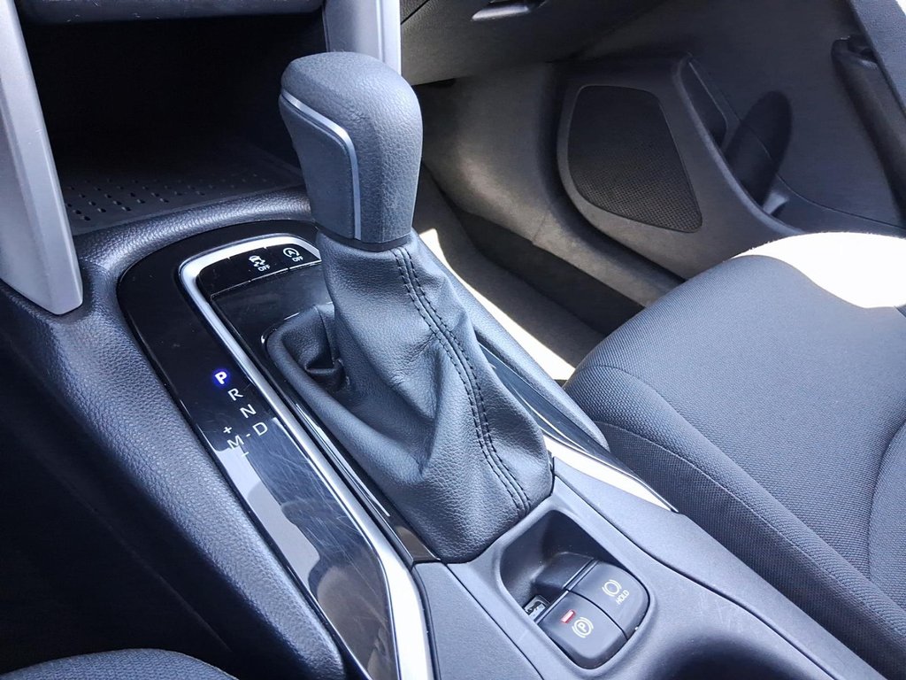 2024 Toyota Corolla Cross LE AWD in Stratford, Ontario - 17 - w1024h768px