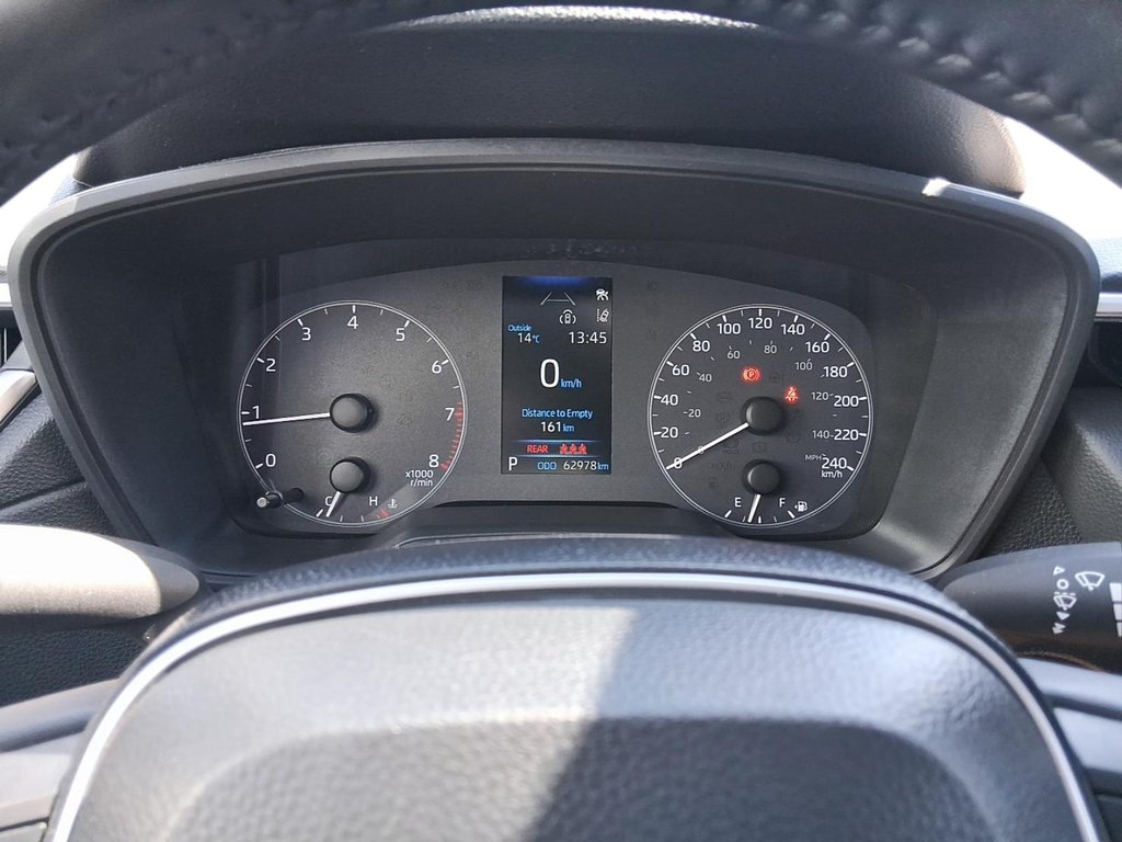 2024 Toyota Corolla Cross LE AWD in Stratford, Ontario - 14 - w1024h768px