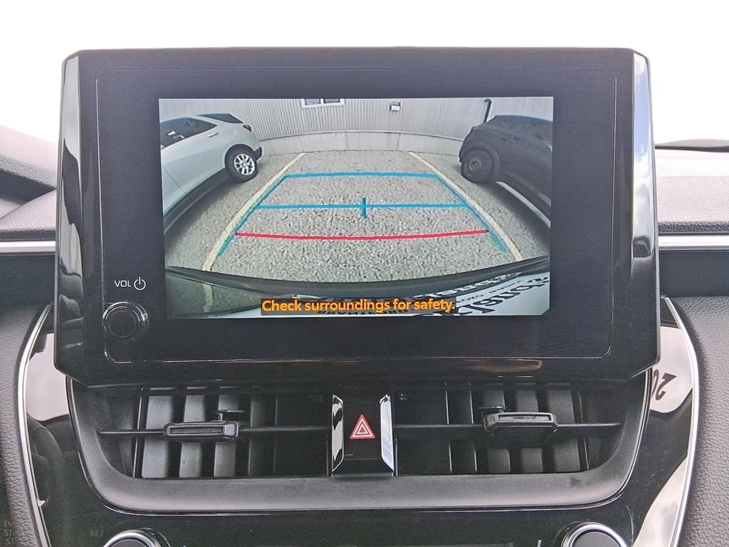 2025 Toyota Corolla Cross LE AWD in Stratford, Ontario - 17 - w1024h768px