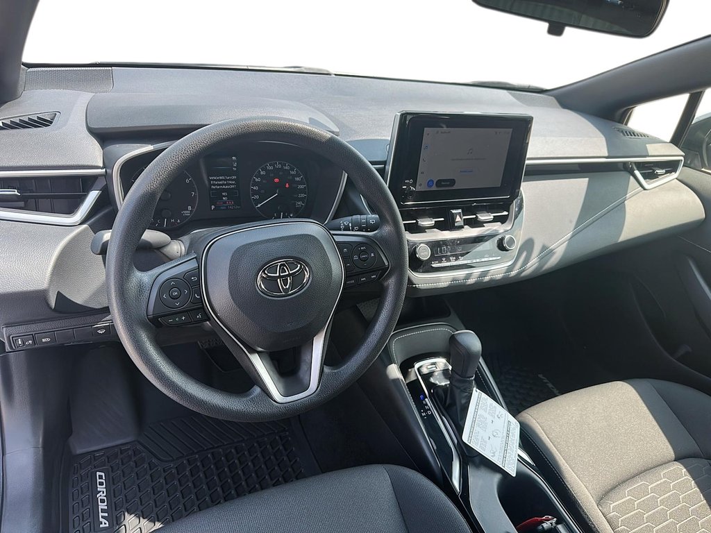 2025 Toyota Corolla Hatchback CVT in Stratford, Ontario - 9 - w1024h768px