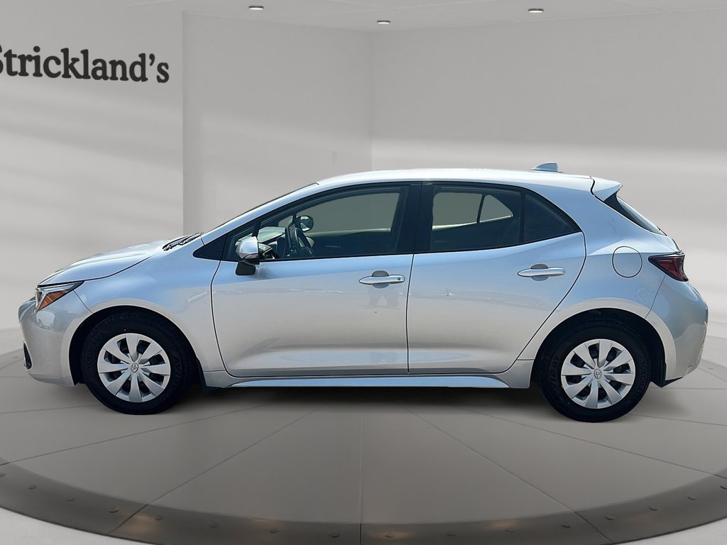 2025 Toyota Corolla Hatchback CVT in Stratford, Ontario - 5 - w1024h768px