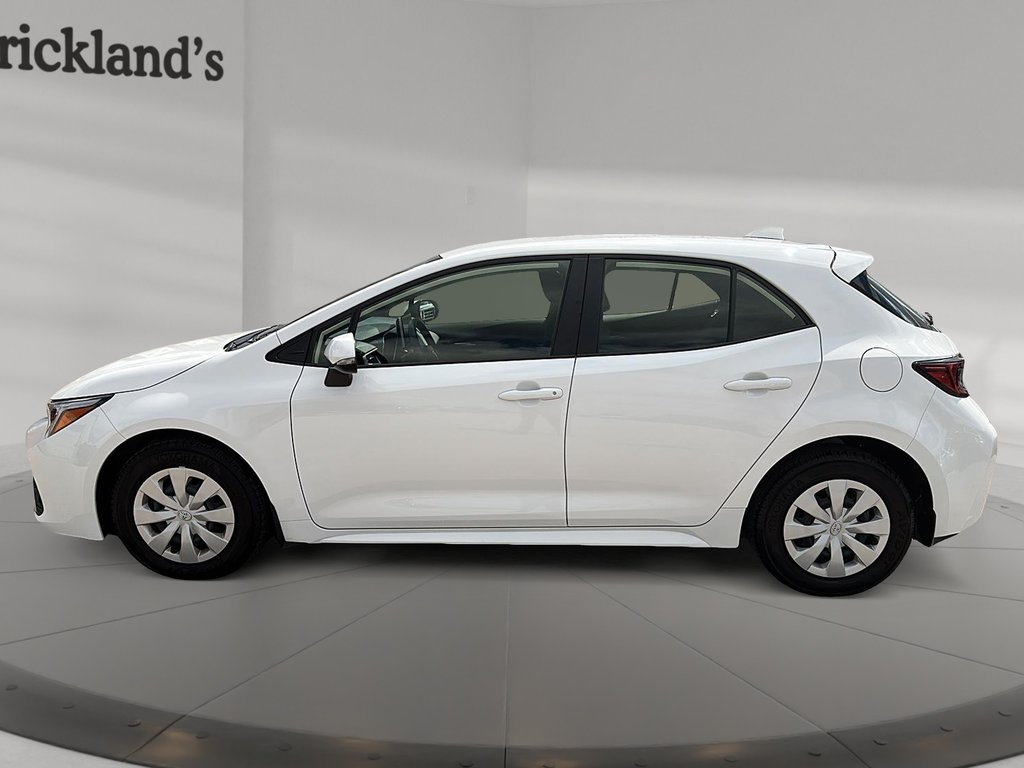 2025 Toyota Corolla Hatchback CVT in Stratford, Ontario - 5 - w1024h768px