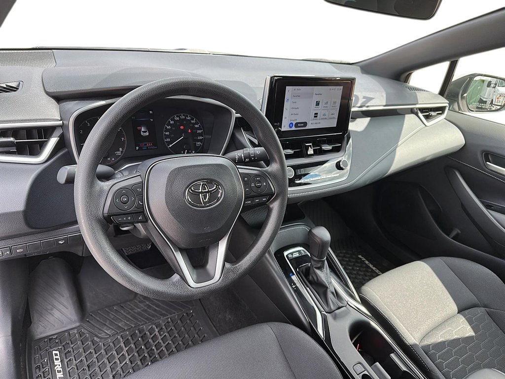 2025 Toyota Corolla Hatchback CVT in Stratford, Ontario - 9 - w1024h768px